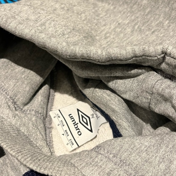 UMBRO grey sweater - Picture 4 of 6